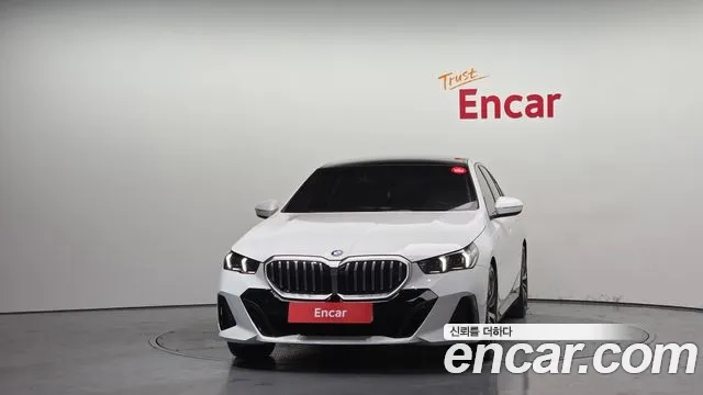 BMW 5 Series (G60) id 2943252 из Кореи 13