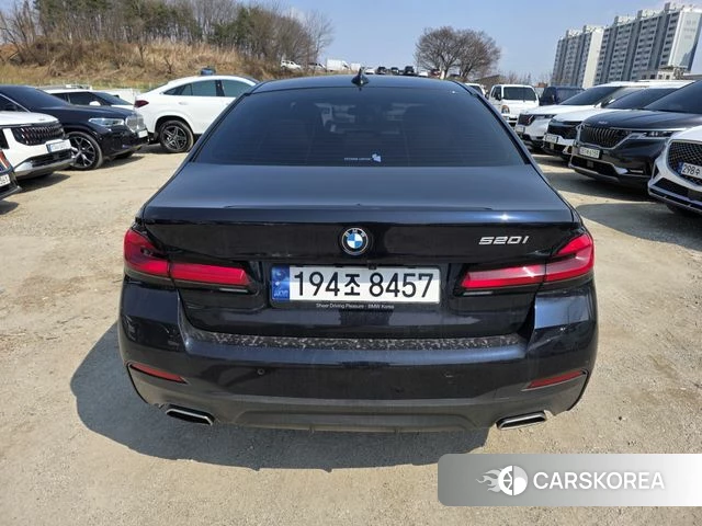 BMW 5 Series (G30) id 3818254 из Кореи 13