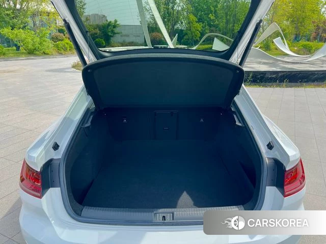 Volkswagen CC id 4210675 из Китая 21
