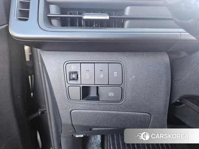 Hyundai Staria 2022 Серый из Кореи, фото 3