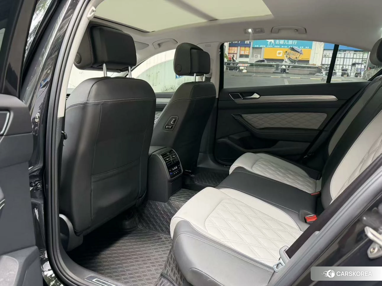 Volkswagen Magotan id 4513775 из Китая 10