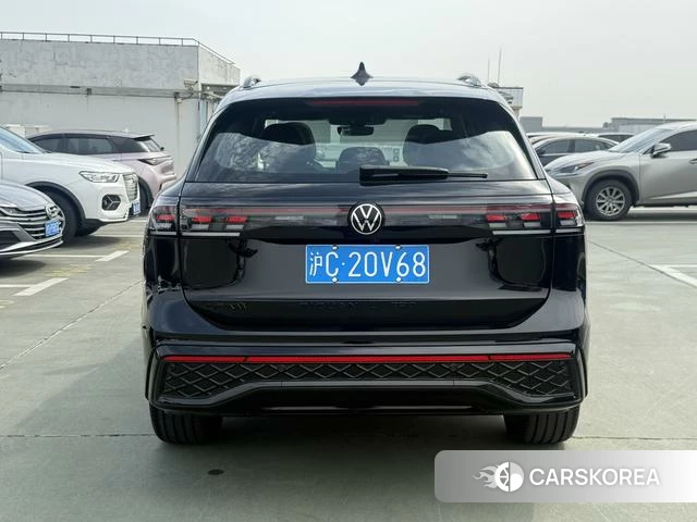 Volkswagen Tiguan L 2026 Черный из Китая, фото 3