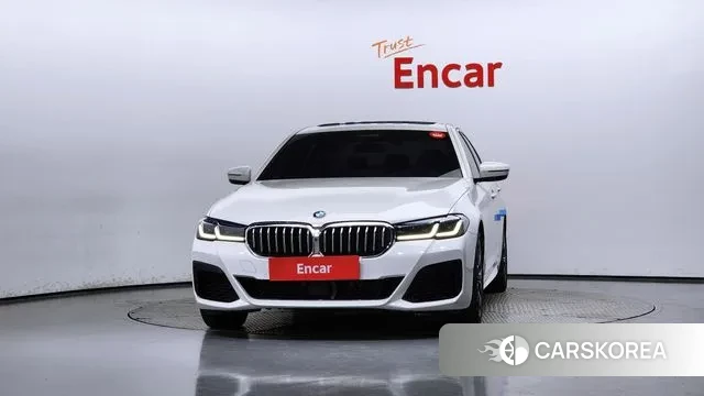 BMW 5 Series (G30) id 3212684 из Кореи 13