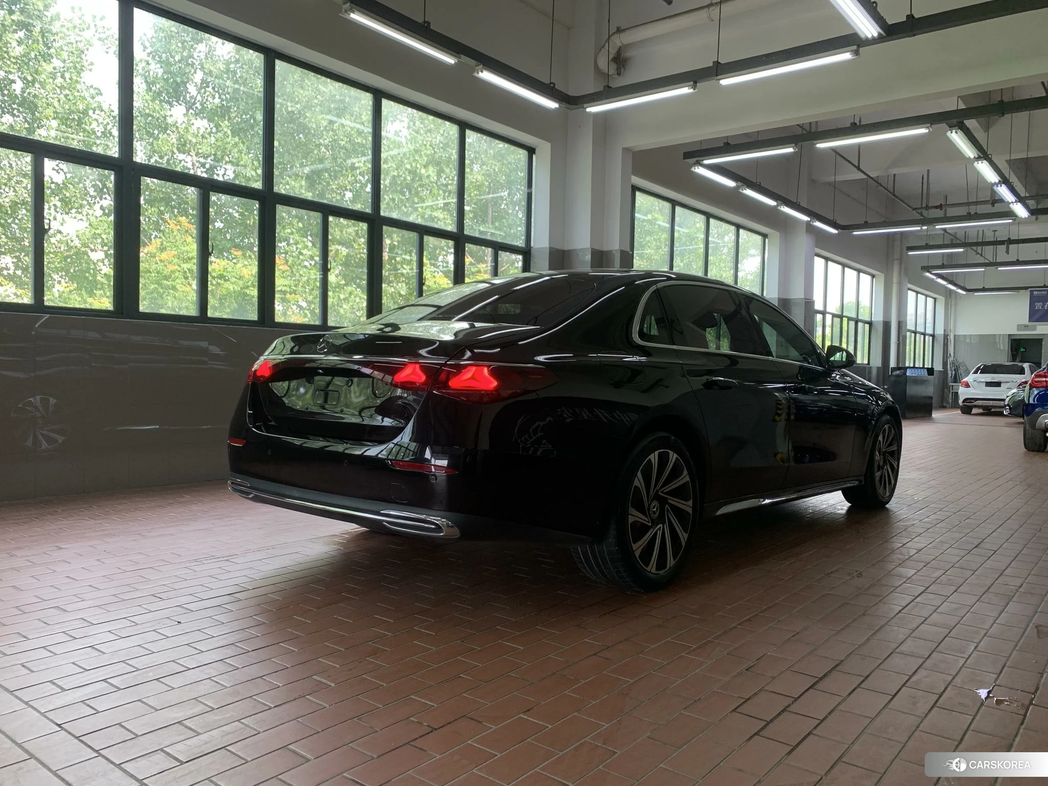 Mercedes-Benz E-Class id 4485522 из Китая 11