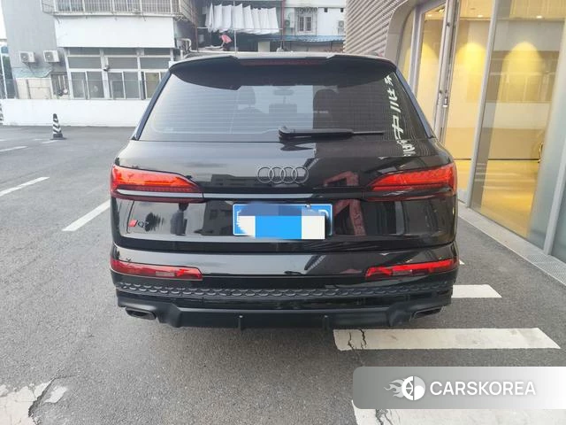 Audi Q7 2024 Черный из Китая, фото 3