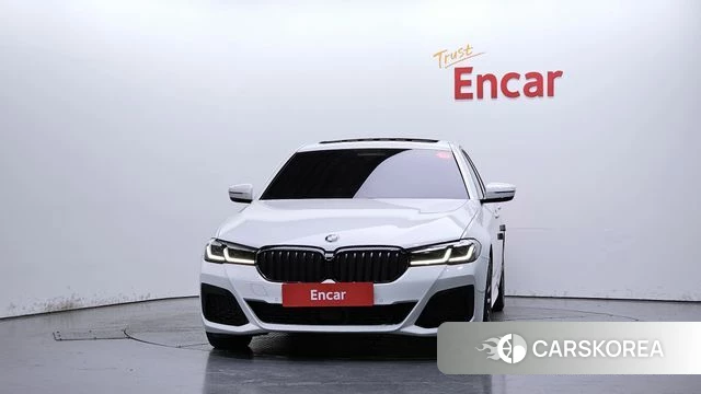 BMW 5 Series (G30) id 4854617 из Кореи 23