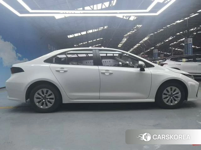 Toyota Corolla id 4313648 из Китая 15