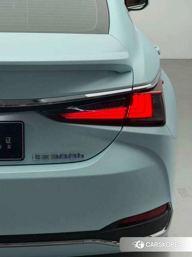 Lexus ES id 4222184 из Китая 10