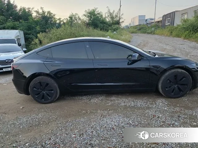 Tesla Model 3 2025 Черный из Кореи, фото 5