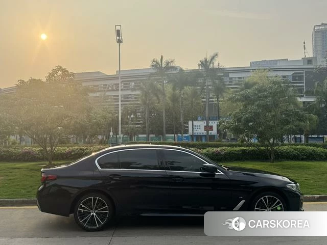 BMW 5 series id 4290978 из Китая 8