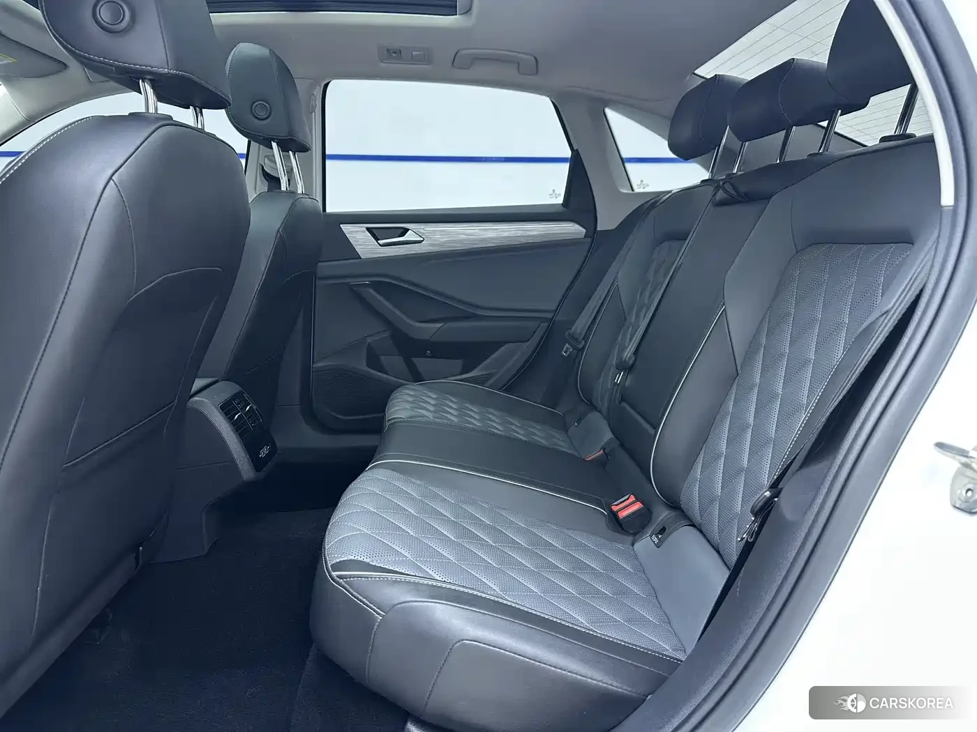 Volkswagen Sagitar id 4629572 из Китая 14