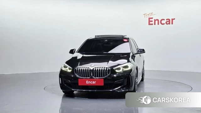 BMW 1 Series (F40) id 3813007 из Кореи 13