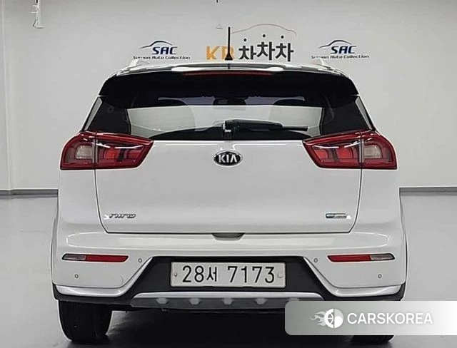 Kia Niro id 4318011 из Кореи 12