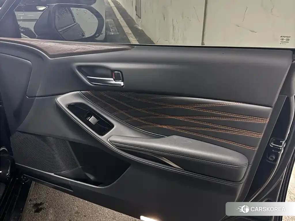 Toyota Avalon 2026 Черный из Китая, фото 3
