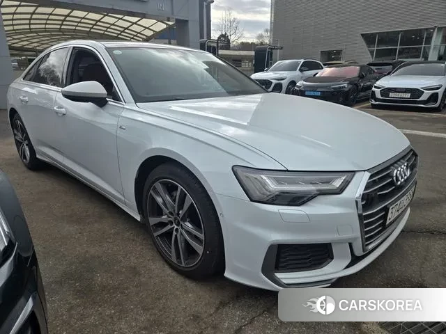 Audi A6 (C8) 2023 Белый из Кореи, фото 3