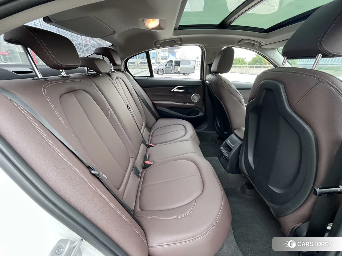 BMW 1 series id 4407501 из Китая 9