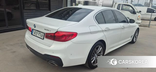BMW 5 Series (G30) id 4325759 из Кореи 9