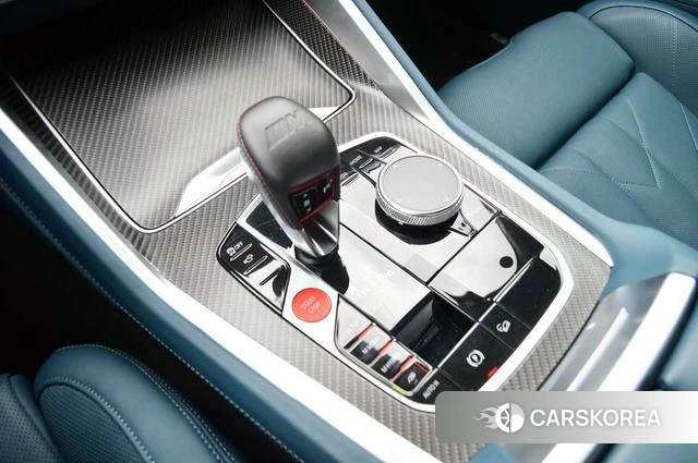 BMW XM id 4260408 из Китая 11