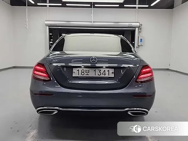 Mercedes-Benz E-Class W213 id 3677153 из Кореи 13