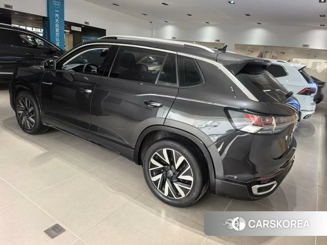 Volkswagen Tanyue 2022 Черный из Китая, фото 3