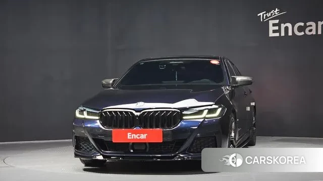 BMW 5 Series (G30) id 3416818 из Кореи 13