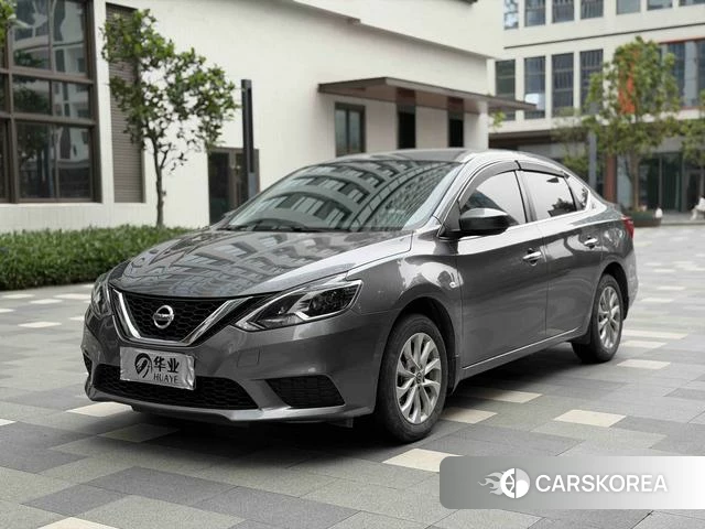 Nissan Xuan Yi 2022 Темно-серый из Китая, фото 3
