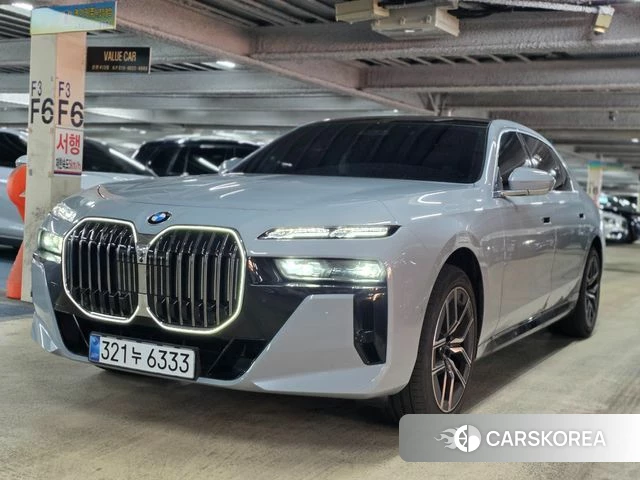 BMW 7 Series (G70) 2025 Серебристо-серый из Кореи, фото 4