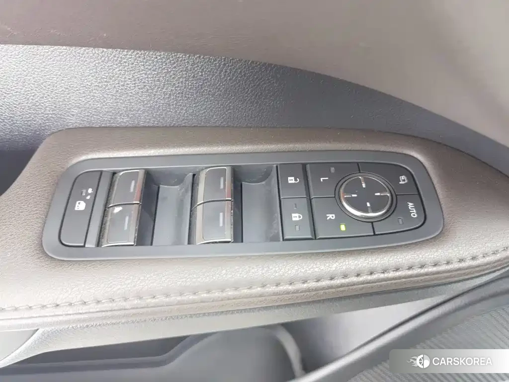Lexus RX id 4601980 из Китая 17
