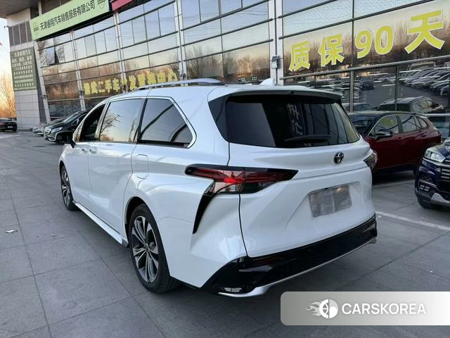 Toyota Grevia id 3920207 из Китая 8