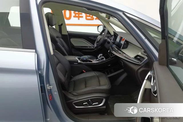 Geely Automobile Jiayi PHEV id 4210054 из Китая 17