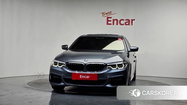 BMW 5 Series (G30) id 4610094 из Кореи 13