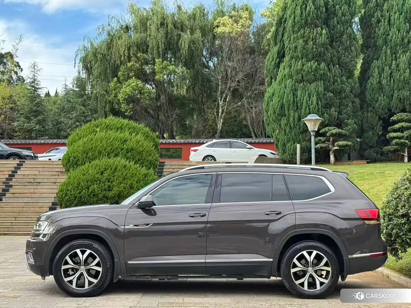 Volkswagen Touareg id 4600881 из Китая 19