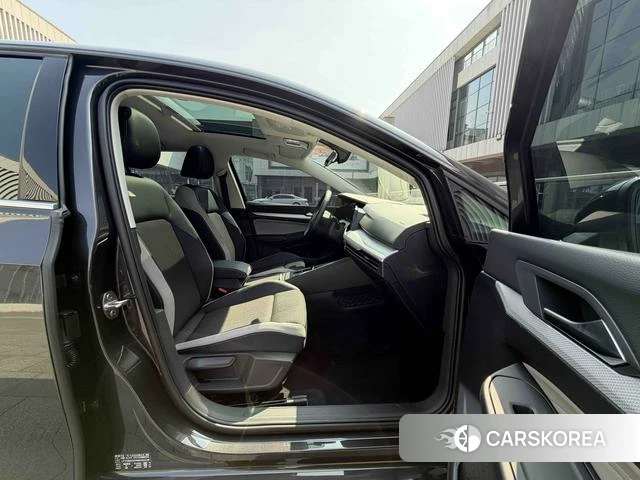 Volkswagen Golf id 4393474 из Китая 11