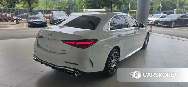 Mercedes-Benz Class C 2023 Белый из Китая, фото 5