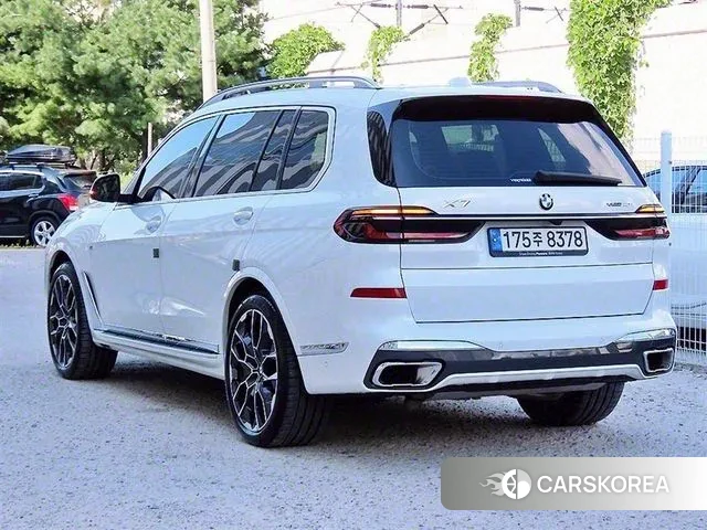 BMW X7 (G07) 2024 Белый из Кореи, фото 5