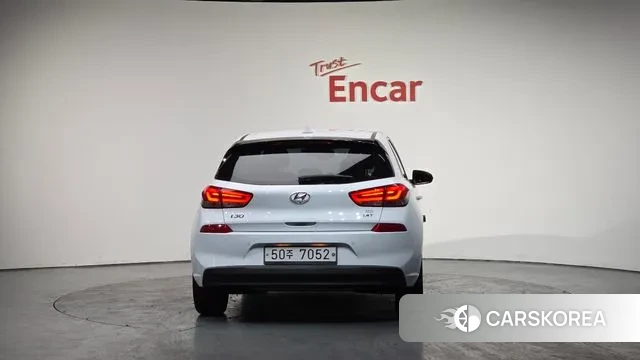 Hyundai i30 (PD) id 3636335 из Кореи 13