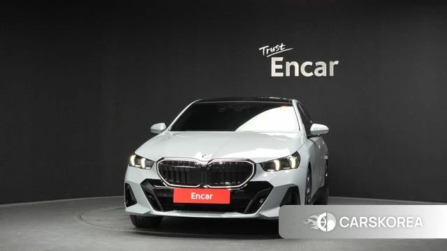 BMW 5 Series (G60) id 4387750 из Кореи 23