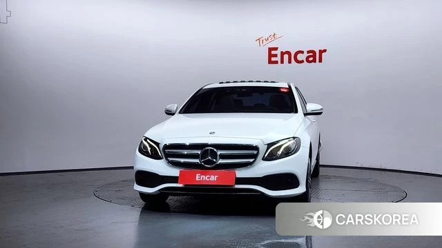 Mercedes-Benz E-Class W213 id 4294985 из Кореи 23