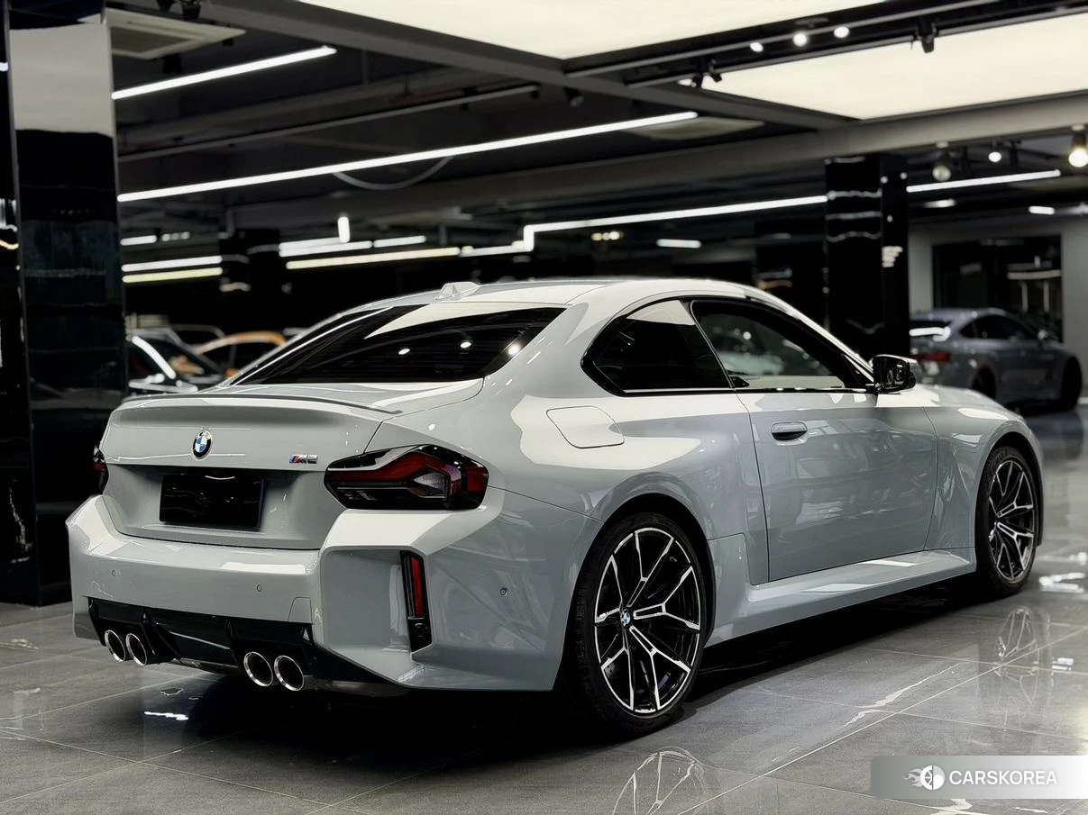 BMW M2 2024 Серебристо-серый из Китая, фото 5