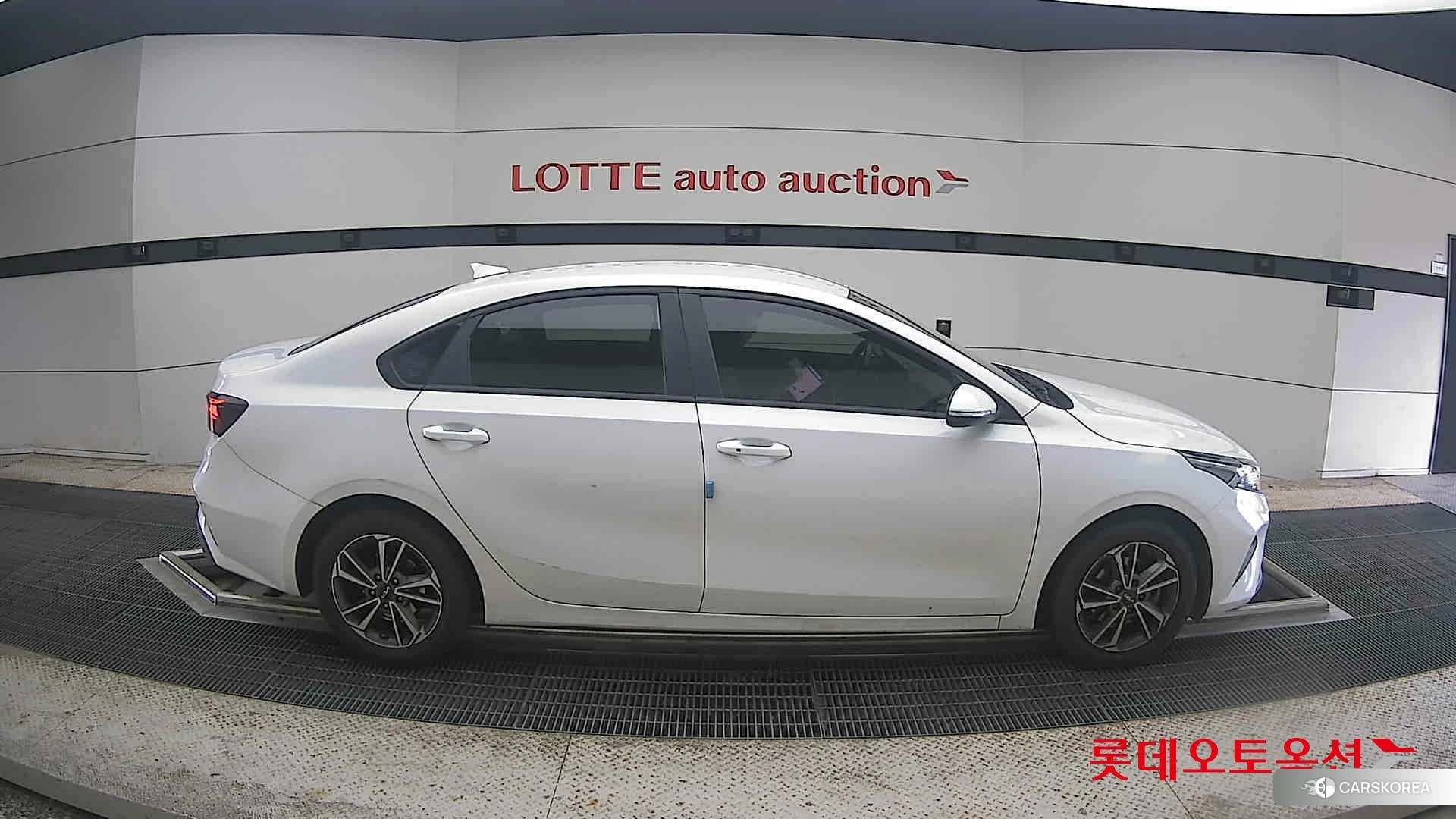 Kia K3 id 4504349 из Кореи 23