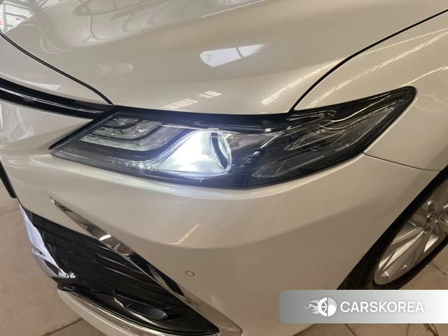 Toyota Camry 2024 Белый из Китая, фото 5