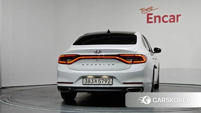 Hyundai Grandeur IG id 3924954 из Кореи 13