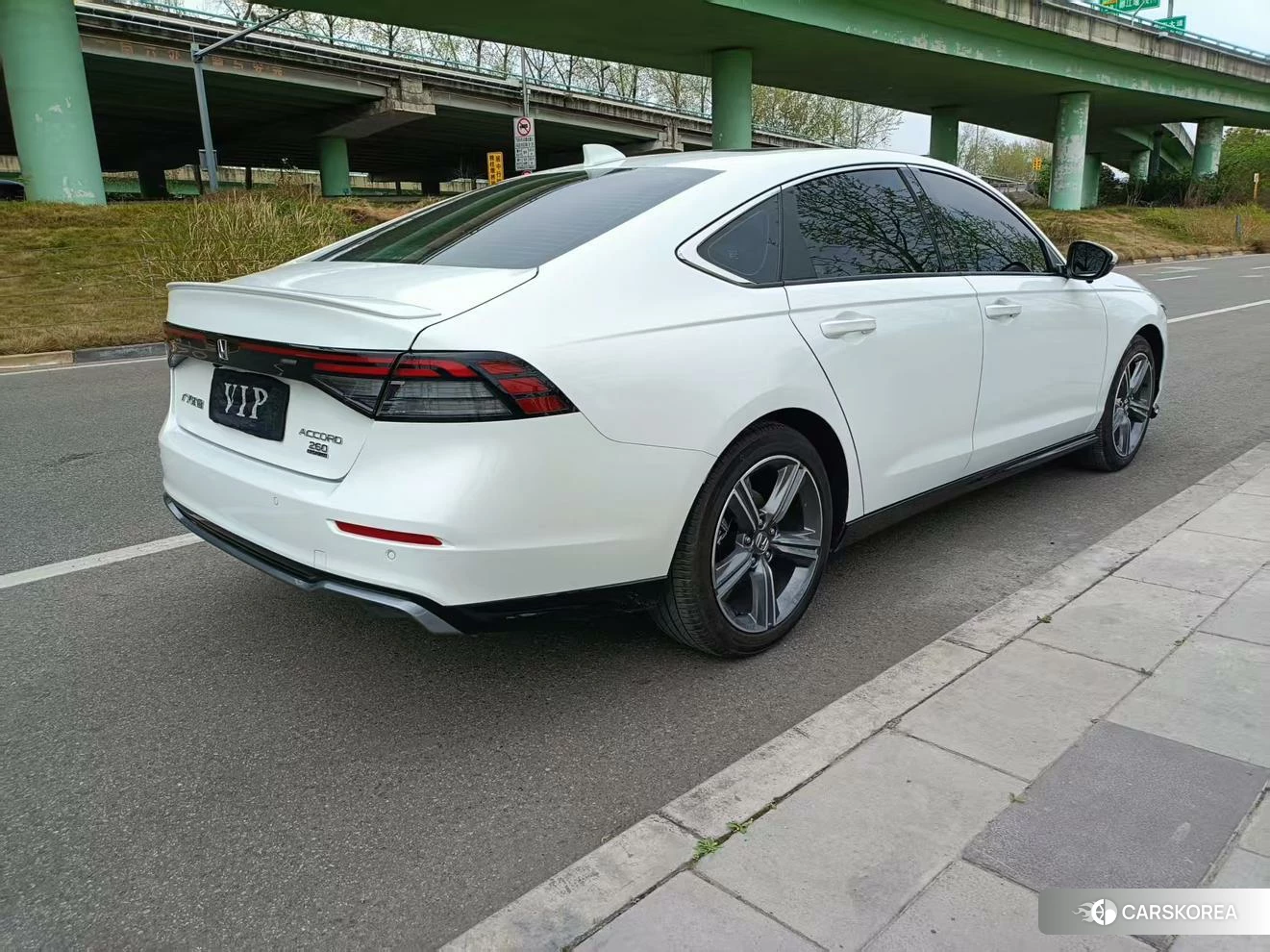 Honda Accord 2023 Белый из Китая, фото 4