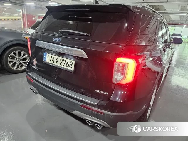 Ford Explorer 6th Generation 2022 Черный из Кореи, фото 3