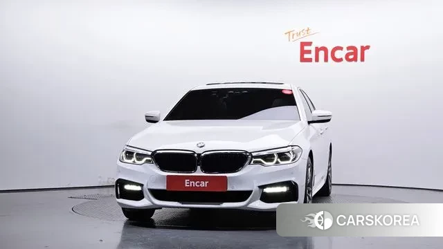 BMW 5 Series (G30) id 3345422 из Кореи 13