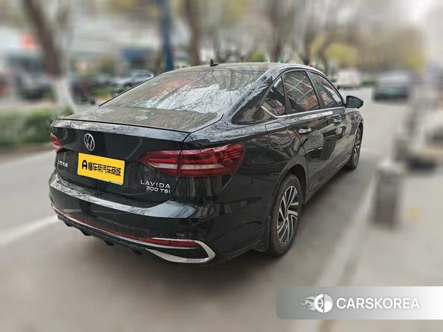 Volkswagen Lavida 2023 Черный из Китая, фото 3