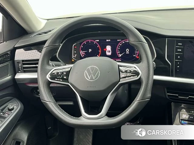 Volkswagen Passat id 4259495 из Китая 21
