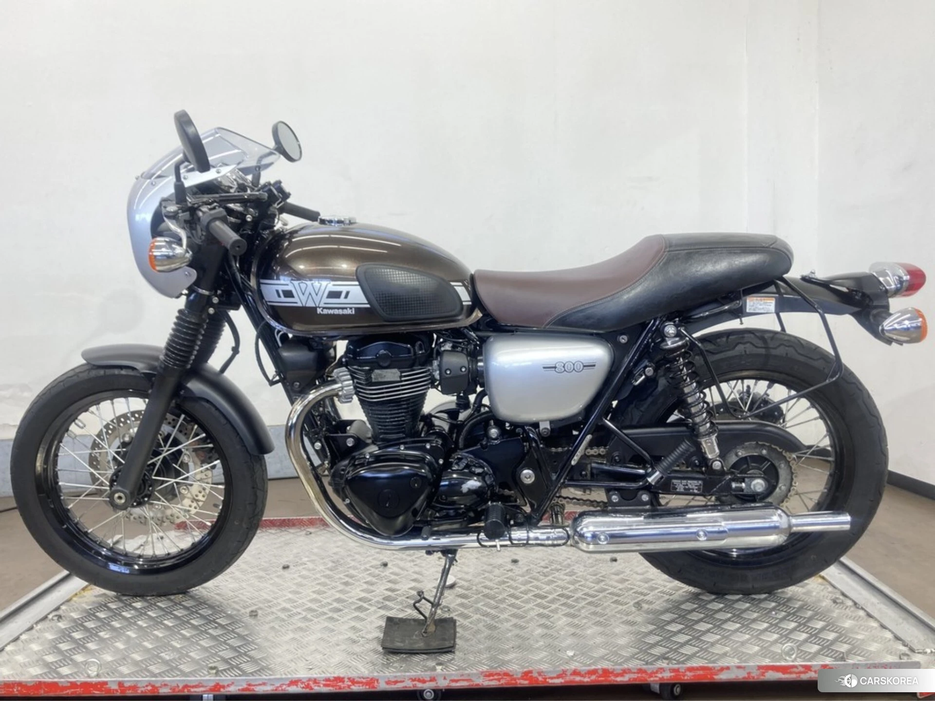 Kawasaki W800 CAFE 2019 из Японии
