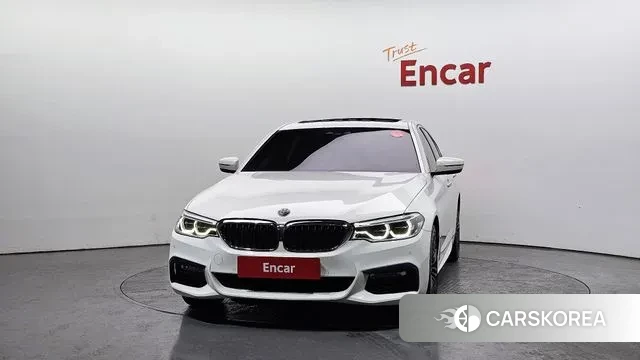 BMW 5 Series (G30) id 3672775 из Кореи 13