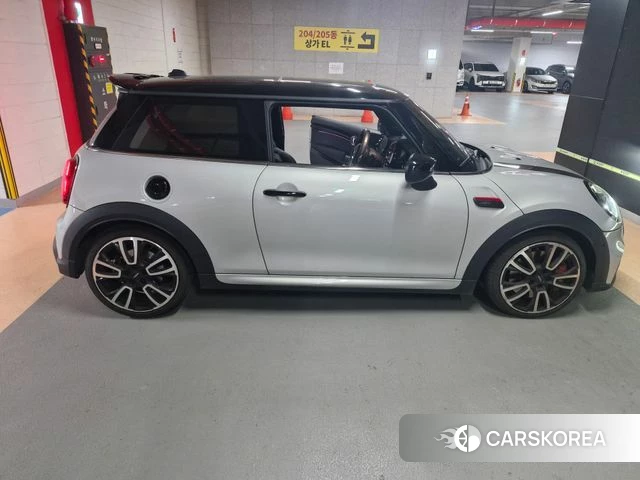 Mini Cooper S 2022 Белый двухцветный из Кореи, фото 3